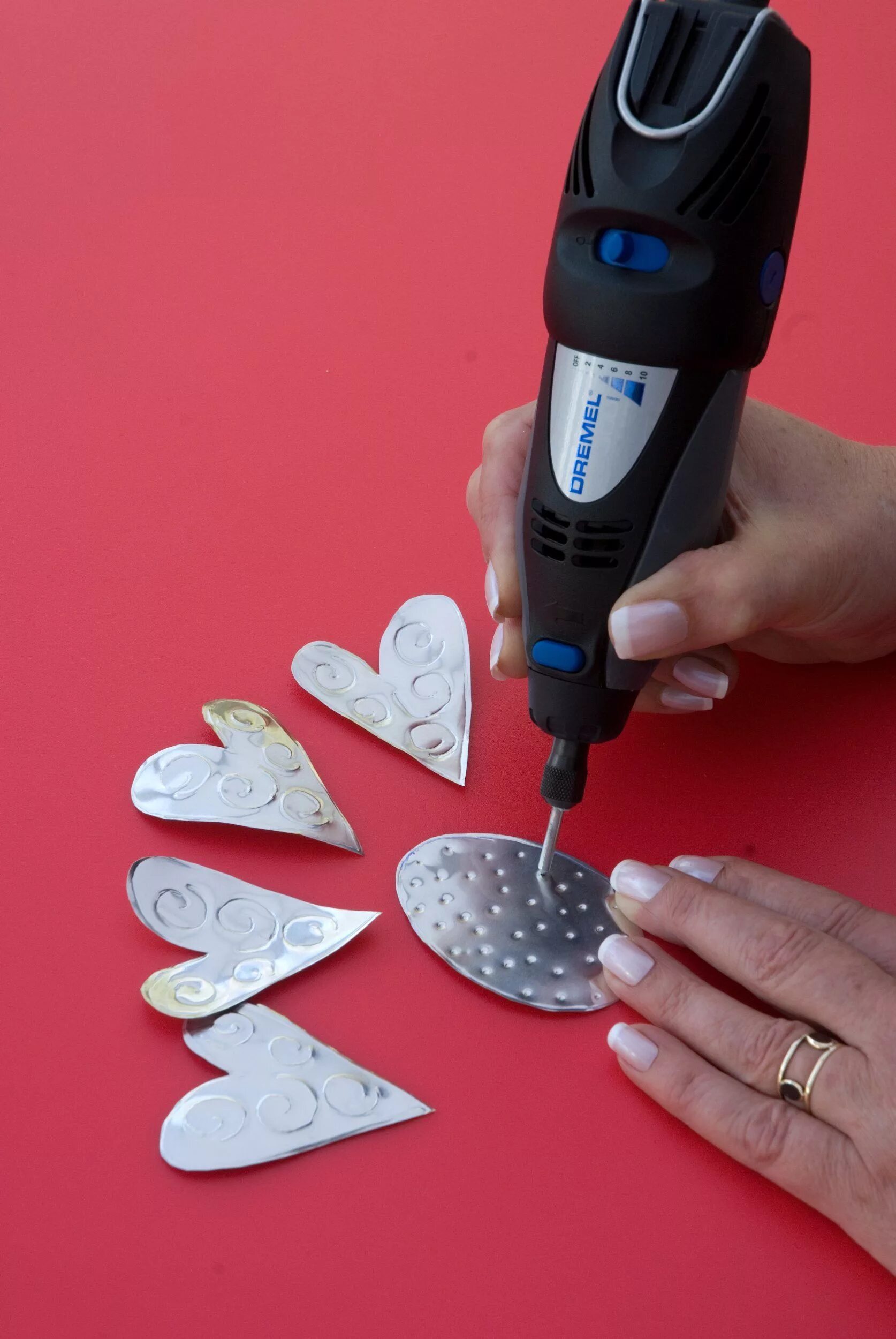 Tg2006 гравер. Dremel резьба по дереву. гравер по дереву. своими руками с помощью гравера. гравер электрический 220v электромагнитный.