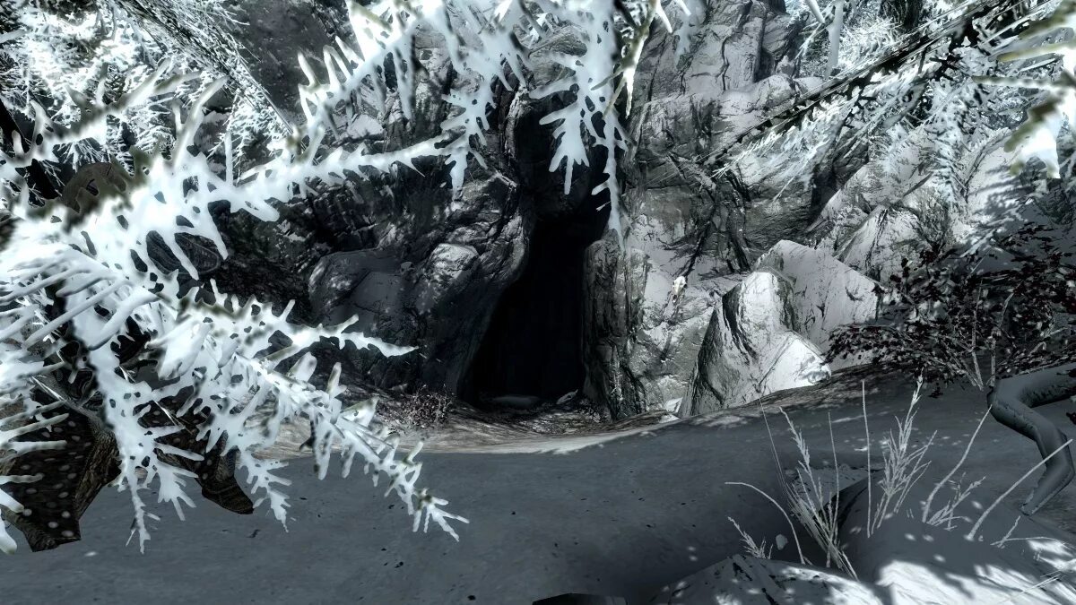 Пещера Крегслейн скайрим. Кристаллическая пещера скайрим. Пещера хоба скайрим. Дымящаяся пещера скайрим