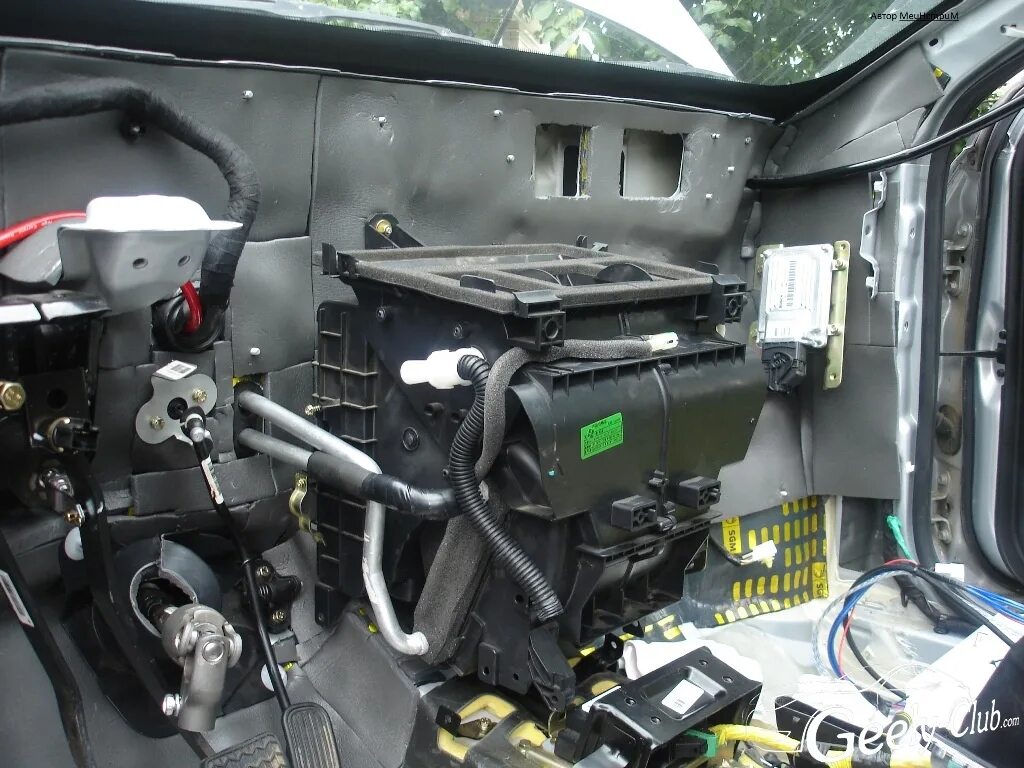 Замена радиатора печки Geely emgrand ec7 - DRIVE2