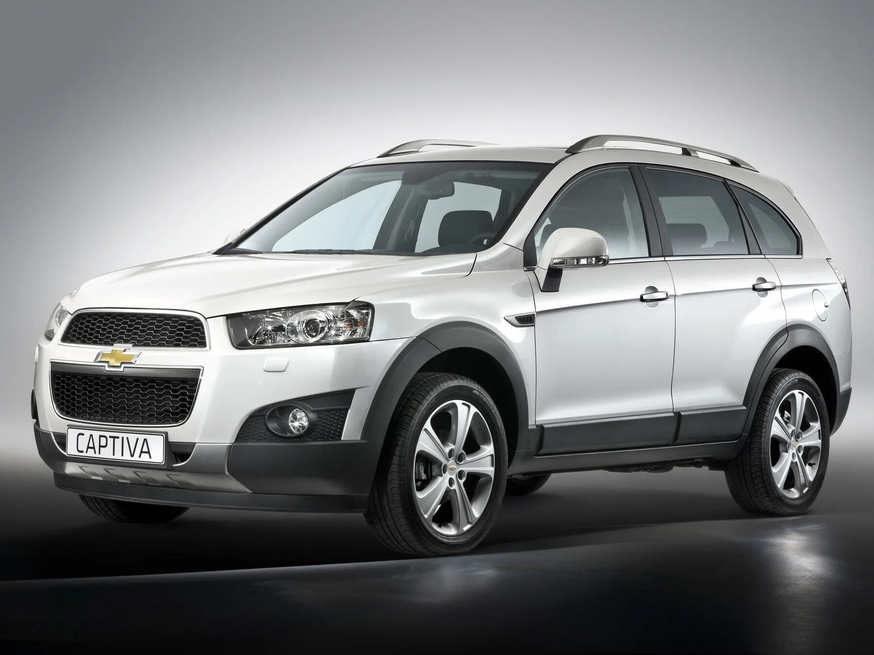 Шевроле каптива 2.2 купить. Chevrolet Captiva (c140) 2011-2016. Шевроле Каптива 1 Рестайлинг. Chevrolet Captiva 2010. Шевроле Каптива 5.