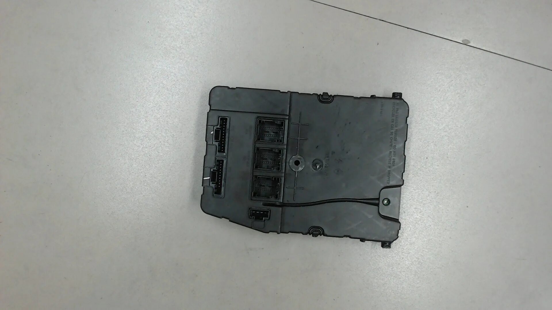 Блок управления рено меган 2. Блок управления предохранителей рено. Блок предохранителей сценик 2. Блок предохранителей на рено канго 2. Блок управления предохранителями меган 2.