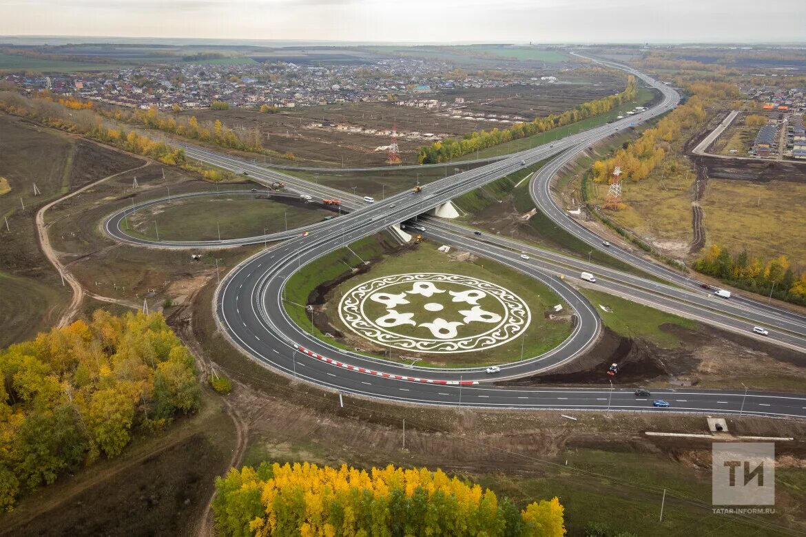 Трасса Казань аэропорт. Казань дороги. Дорога в аэропорт. Дорога в Казань. Поменяйся дорогой