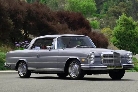 Mercedes se