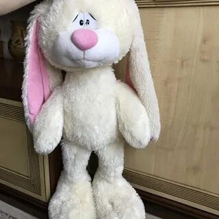 Большая игрушка зайка