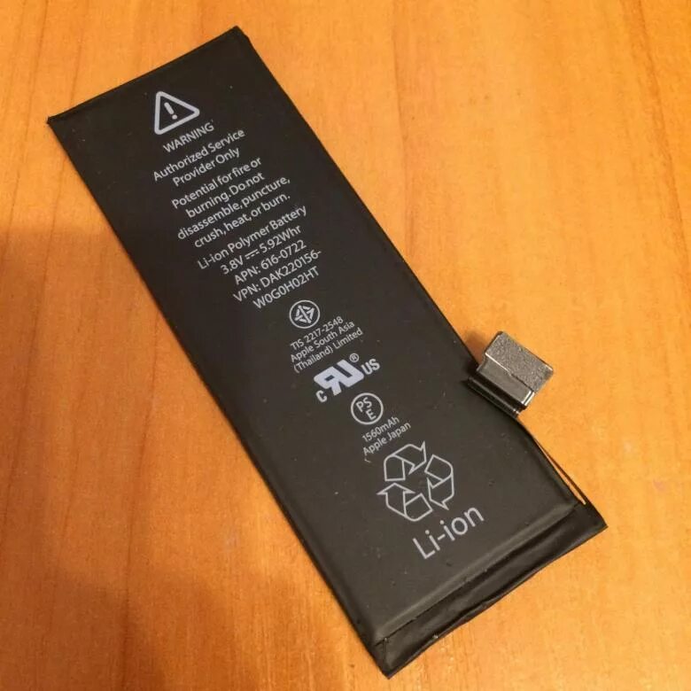 Varta d24 12v 60ah 540a. Iphone se батарея оригинал. Аккумулятор apple iphone 6s (оригинальный чип). Аккумулятор для iphone xs max. Как выглядит оригинальный аккумулятор.