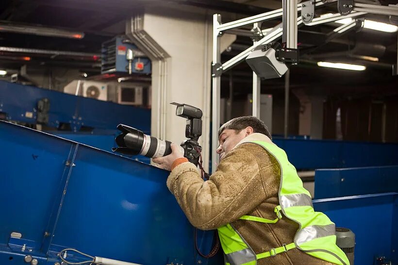 Дежурная часть москва. Служба психологической помощи. Домодедово аэропорт кино. Отделение службы быта логотип. Дежурная часть москва.