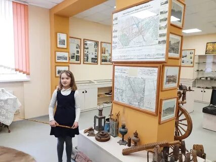 Руководитель школьного музея
