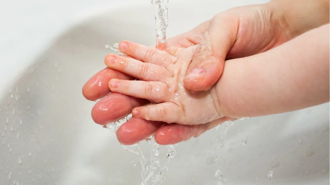 Мытье рук. Мыло для рук. Мыльные руки. Мытье ребенка. Мою руки 3 минуты