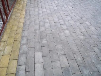 Владельцы планируют обновить всю тротуарную плитку