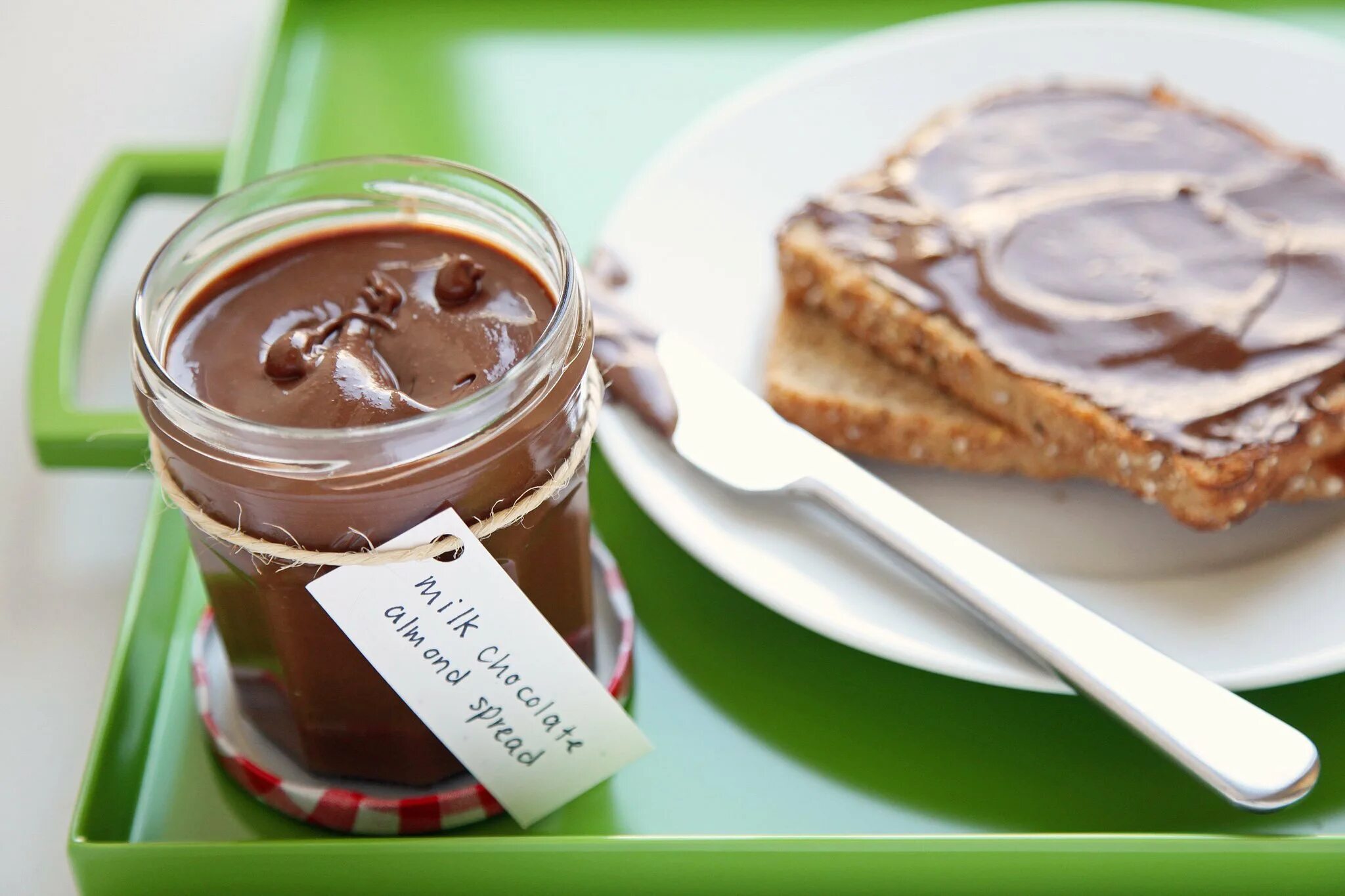 Шоколадная паста из молока. Шоколадная паста Choco Milk. Ореховая паста Нестле. Шоколадная паста двухцветная. Шоколадная паста полосатая.