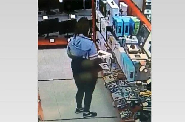 Зарплата верхняя пышма. Верхняя пышма кражи в магазинах. полиция в магазине. помощник руководителя верхняя пышма. украли телефон в верхней пышме в магазине 2025.