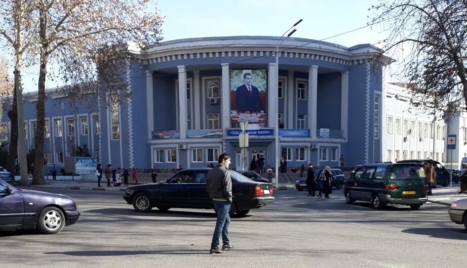Адрес душанбе. Поликлиника 1 душанбе. роддом г душанбе. роддом 1 душанбе. душанбе улица титова.