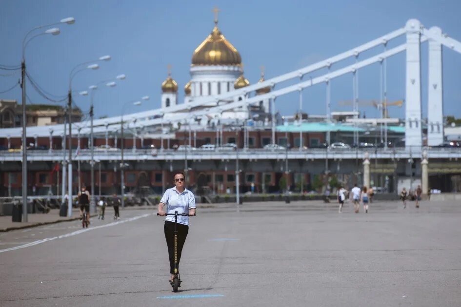 В парке горького два шкета. В парке горького два шкета