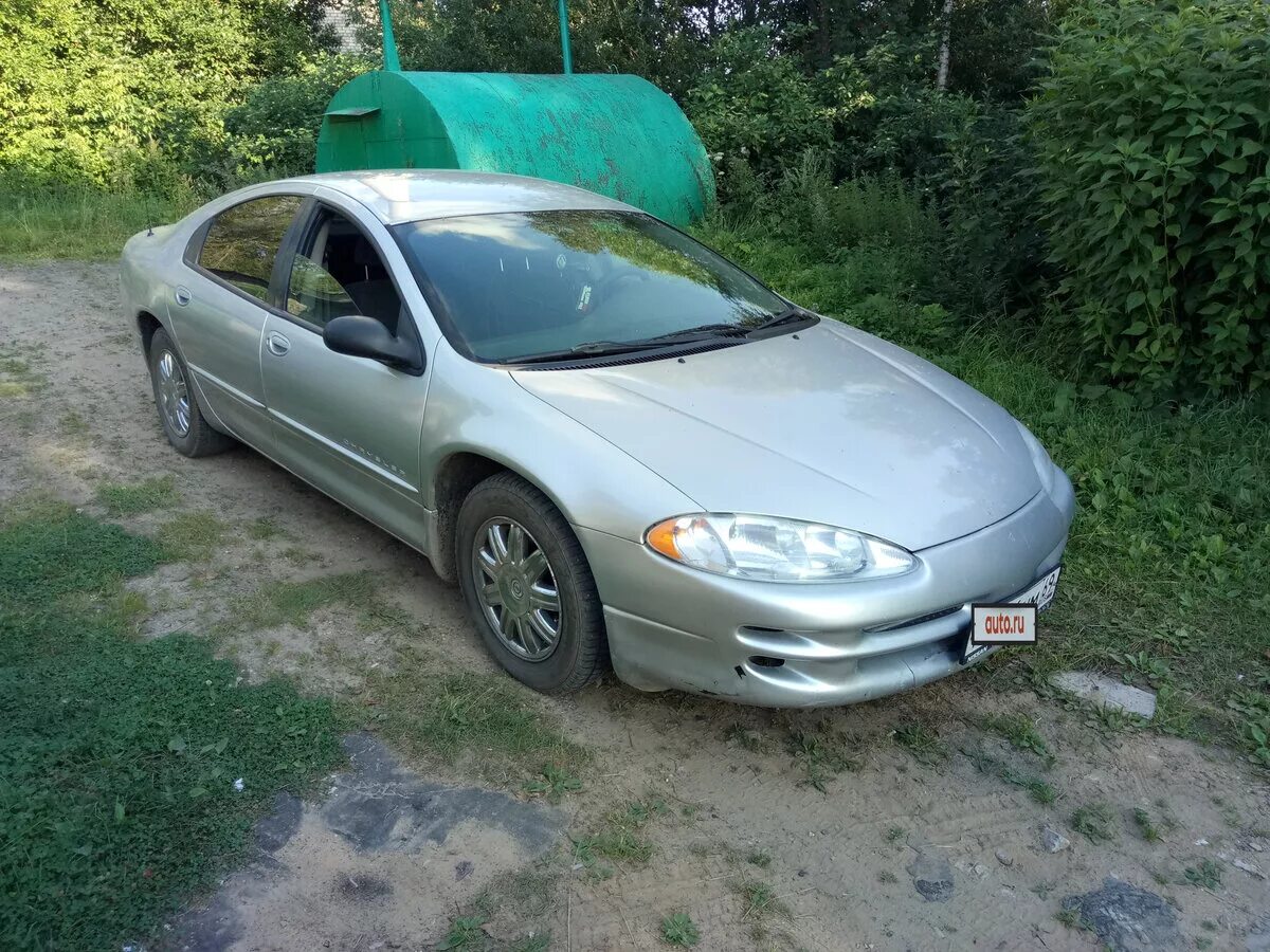 Крайслер 2000 года. Крайслер Интрепид 2.7. Chrysler Intrepid, 2000. Крайслер Интрепид 2000г. Intrepid машина 2000.