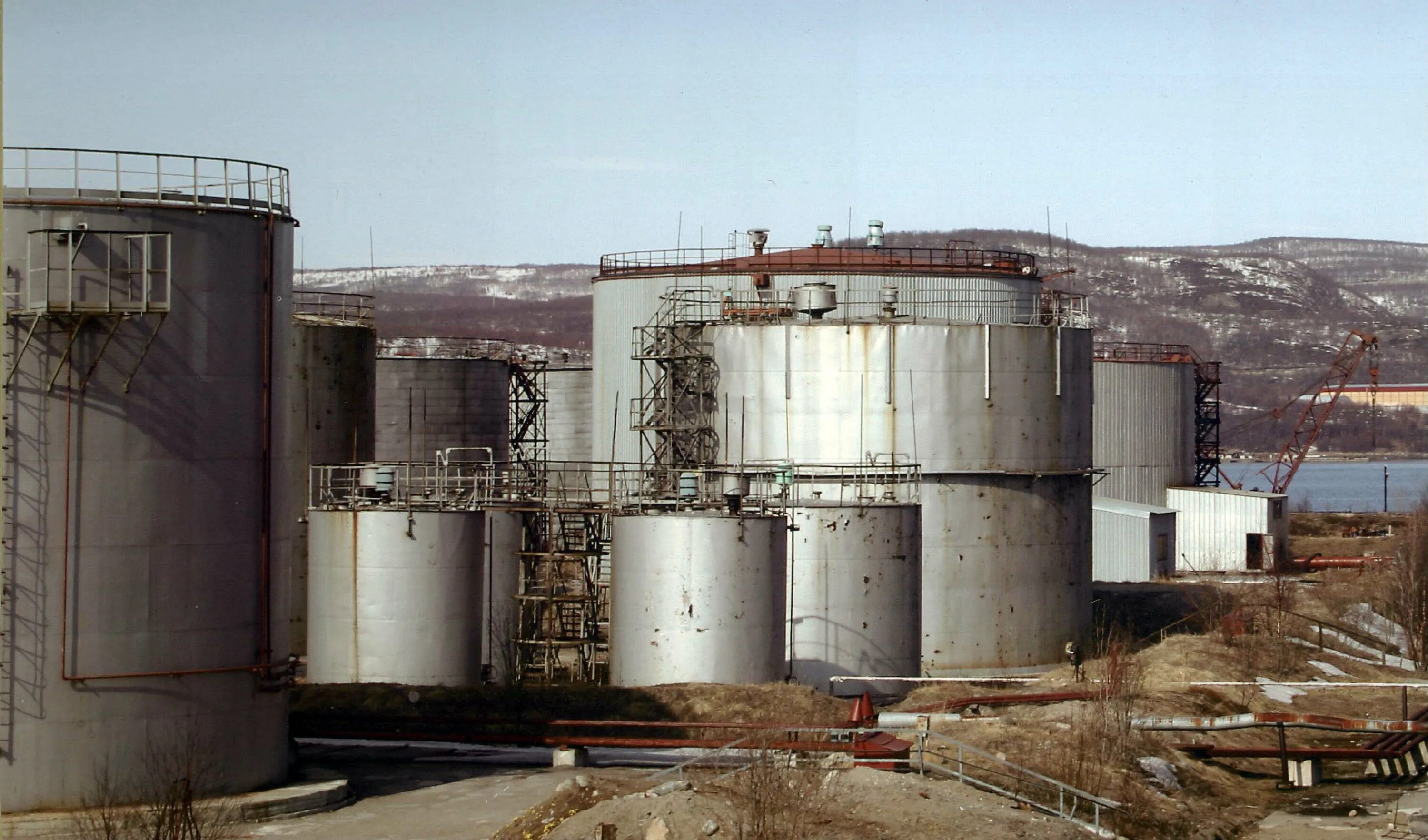 Комплексные учения первый мурманский терминал. Терминал ооо "новороссийский мазутный терминал". Рыбный порт мурманск. Первый мурманский терминал. Подгорная 132 мурманск.