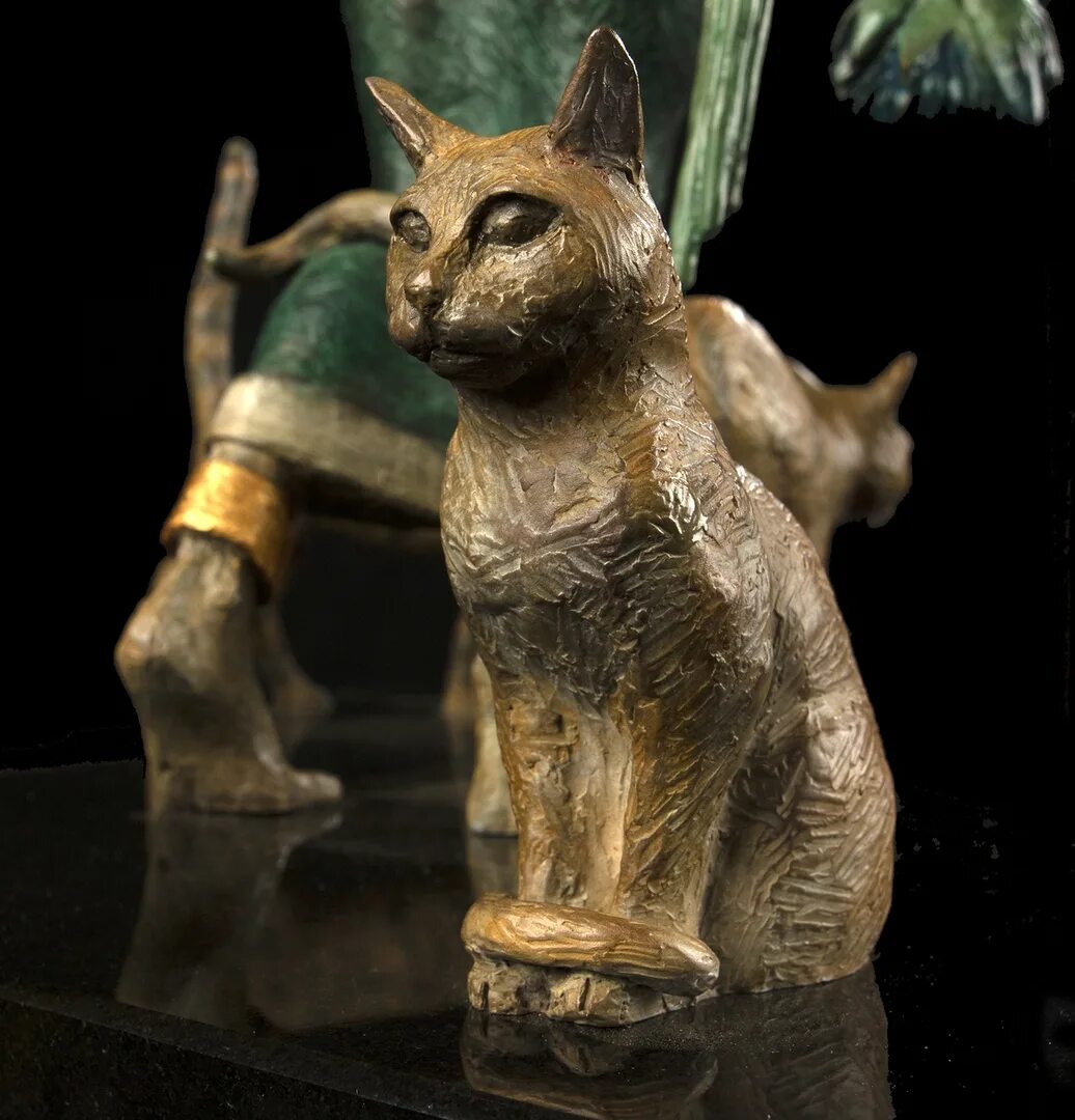 Богиня кошка в египте. Богиня кошек Бастет. Богиня Бастет в древнем Египте. Кошка Бастет в древнем Египте. Древние боги Египта Бастет.