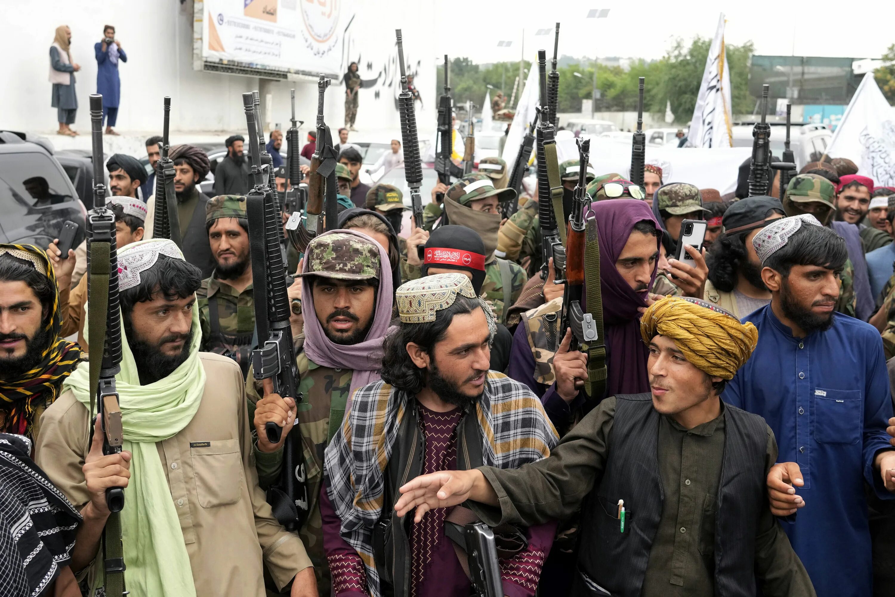 Талибан признан террористической. Афганистан террористы Талибан. Афганистан Талибан ИГИЛ. Правительство Талибан в Афганистане.