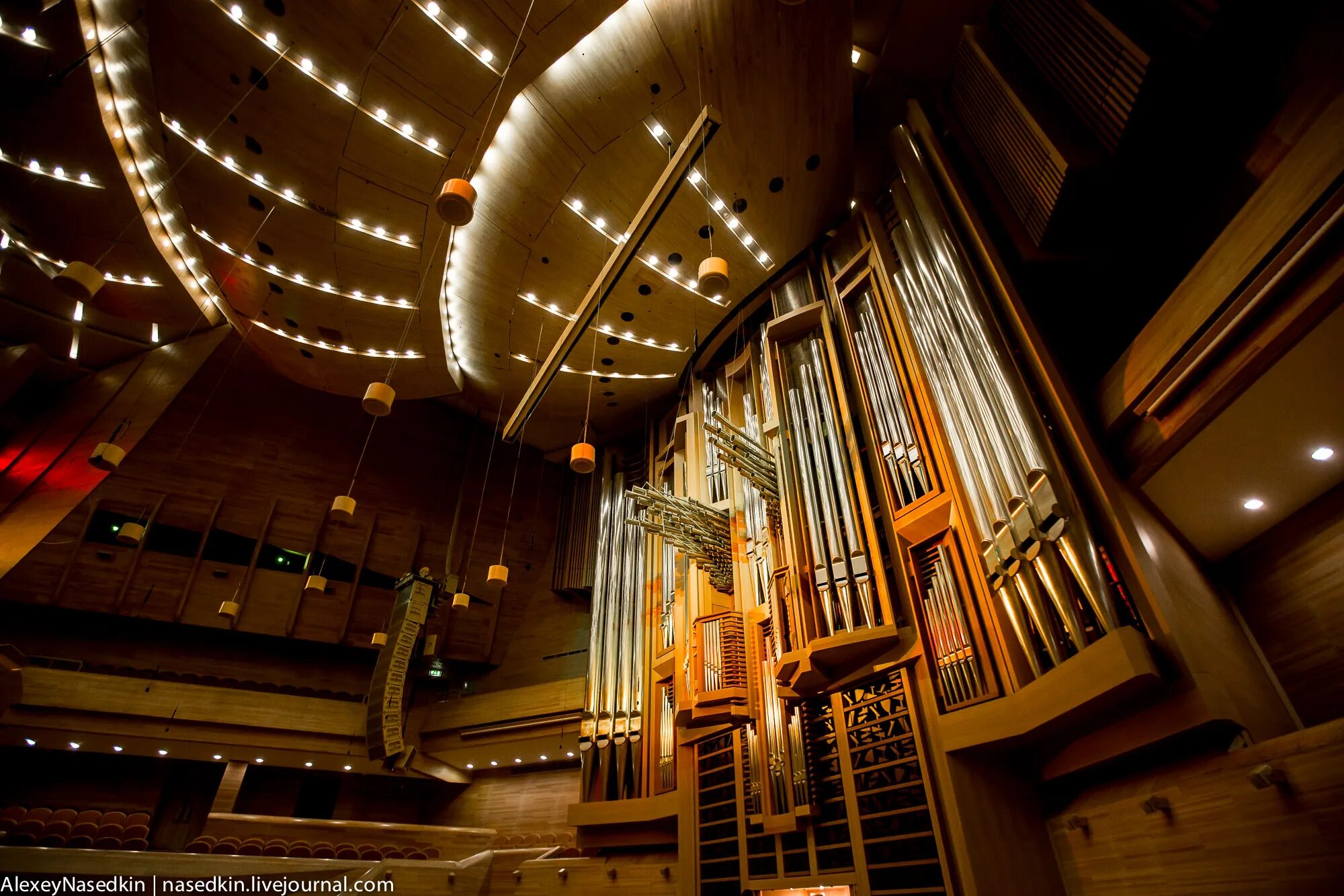 орган концертного зала бордуок в атлантик-сити. самый большой орган в мире бордуок. церковь святой екатерины органные концерты. орган в концертном зале бордуок в атлантик-сити. церковь святого крусиса эрфурт орган.