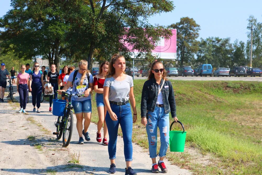 Погода в лельчицах на месяц. Население г Лельчицы. Население города Лельчицы. Лельчицы новости. Лельчицы кладбище.