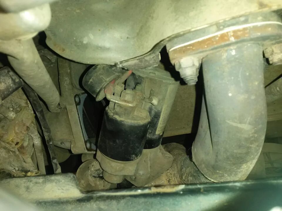 #2 Замена втягивающего реле - Chevrolet Niva, 1,7 л, 2005 года своими руками DRI