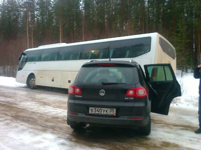 Архангельск котлас тур автобусные. Архангельск Котлас автобус. Автобус Северодвинск Архангельск. Рейсовые автобусы в Архангельской области. Тройной автобус.