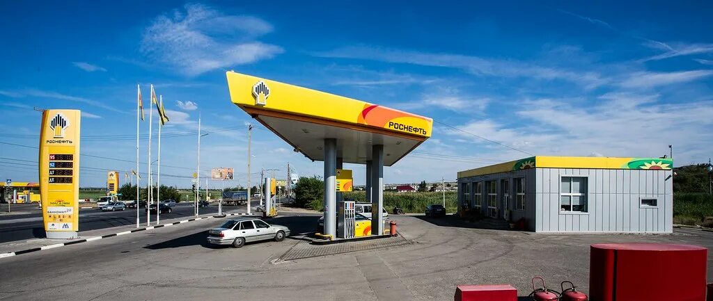 Азс роснефть топливная карта. Заправляться по топливной роснефть. Азс роснефть рублевское шоссе. Заправляться по топливной роснефть. Азс роснефть.