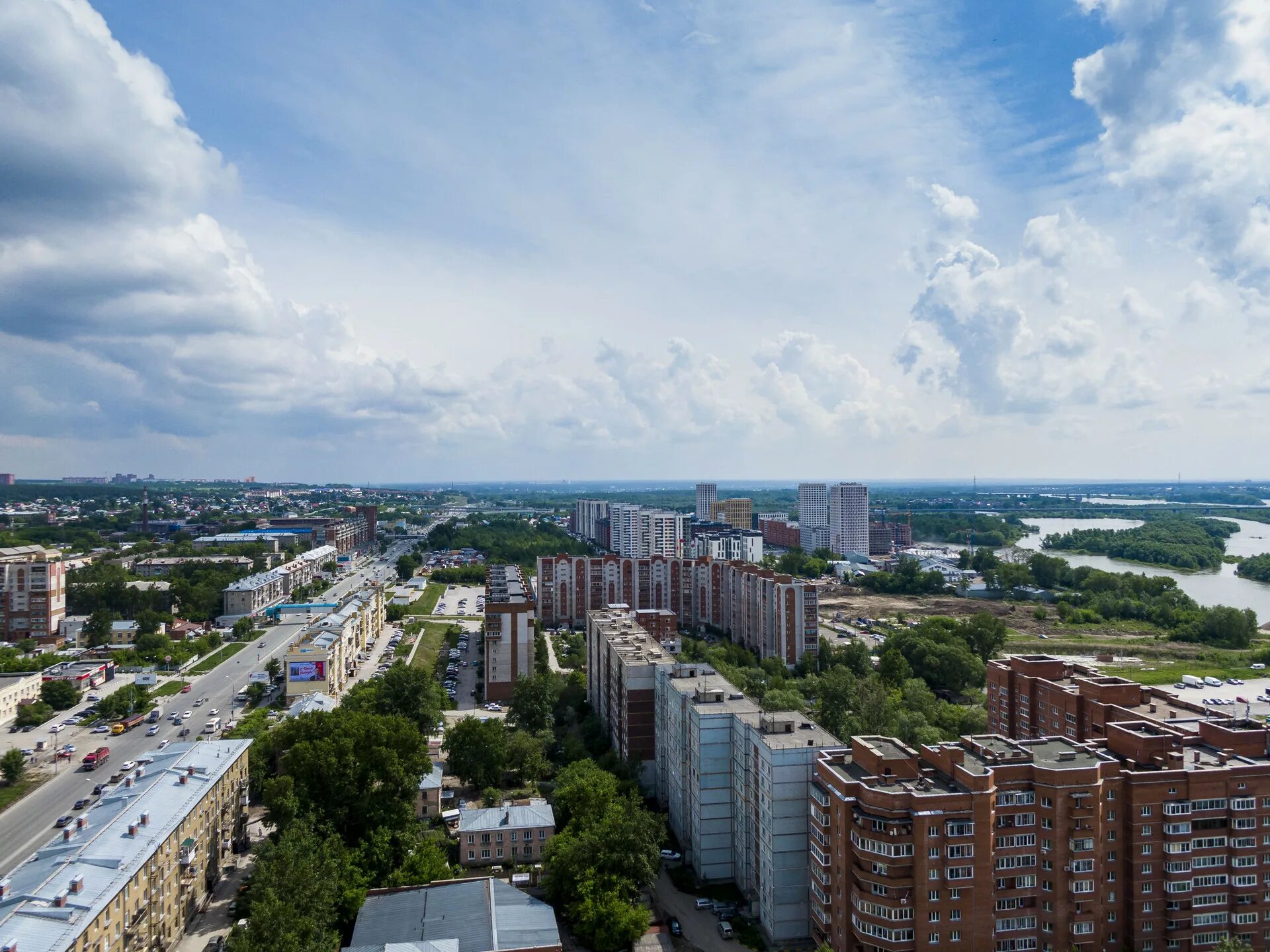 Купить квартиру в новосибирске новосибирская. Большевистская 32/1 Новосибирск. Улица Большевистская Новосибирск. Большевистская 32 Новосибирск. Новосибирск Октябрьский район ул Большевистская.