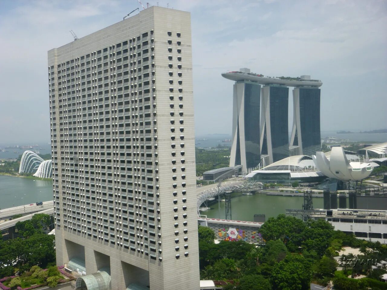 Отель Пан Пасифик Сингапур. Отель в Сингапуре 114 этажей. Уличные кондиционеры в Сингапуре. В Сингапуре расположена штаб квартира.