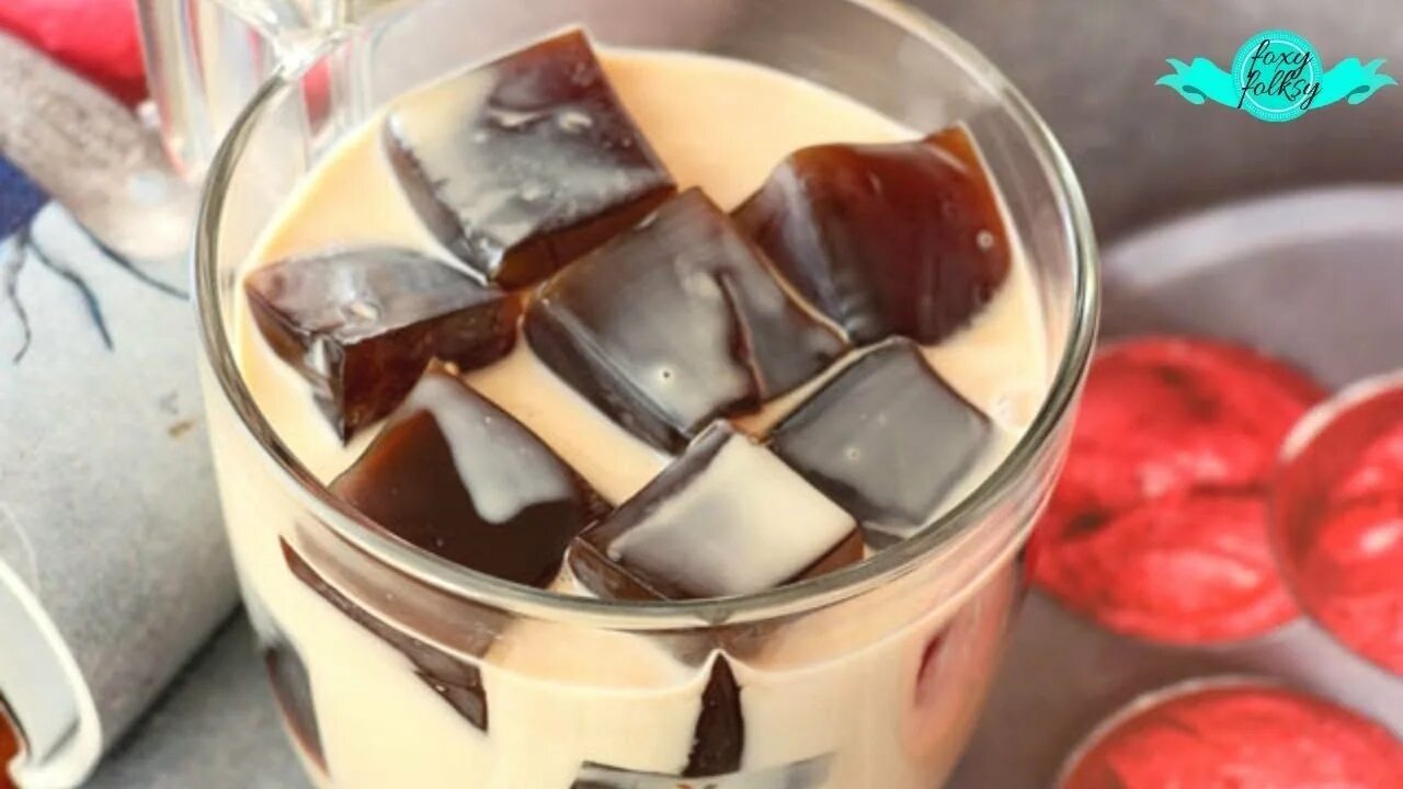 Кофейные кубики. Кофе в кубиках. Кофейное желе. Десерты к кофе желе. Кубики кофе замороженные.