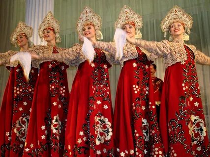 Костюм народный сценический женский