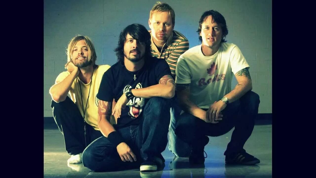 Foo fighters learn. Foo fighters learn to fly. foo fighters клип в самолете. foo fighters learn to fly images. foo fighters with rufus.
