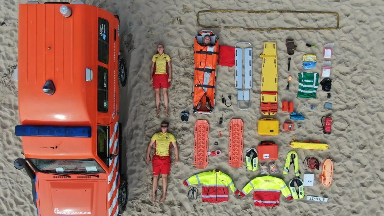 Спасательные машинки. Спасательные машины. Набор 3 машинки спасательные службы. Машина спасателей. Спасательные машины разных стран.
