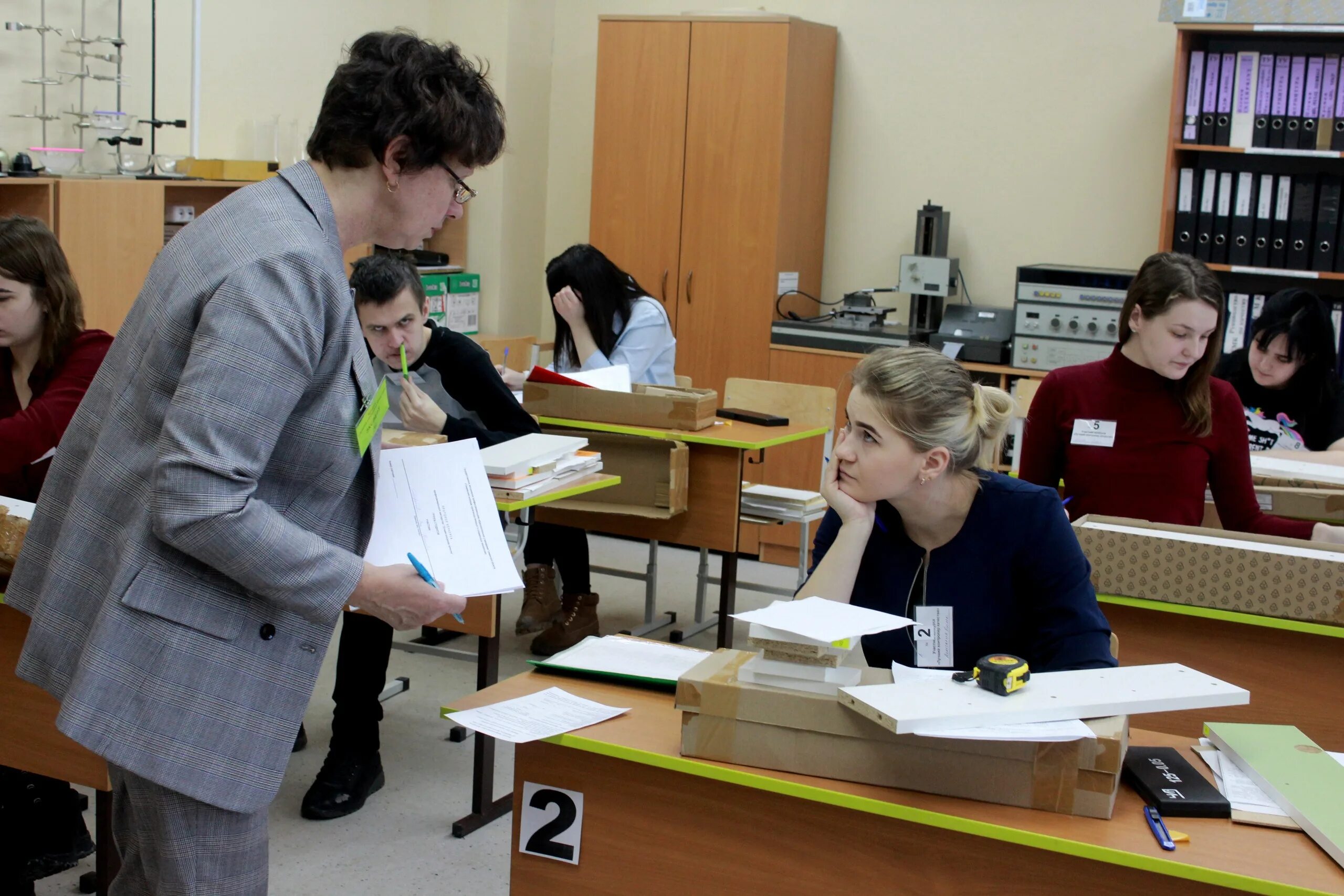 дистант в тюмени школы. школа 6 тюмень. дистант в школах тюмени. российская школа. дистант в тюмени школы.