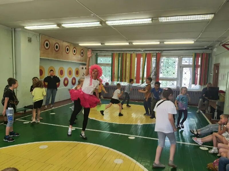 школа 52 каникулы. школа 52 каникулы. инженерные каникулы в школе. соревнования по волейболу среди школьников 2021 году спб. школа 52 каникулы.