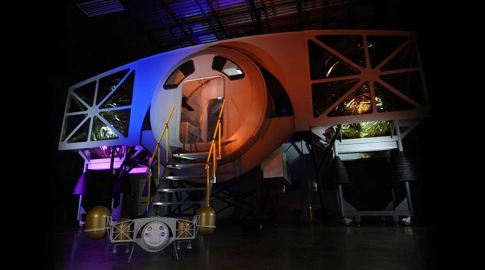 Landers for artemis. Ils landing system. Ils система посадки. Gbas станция. Landing system.