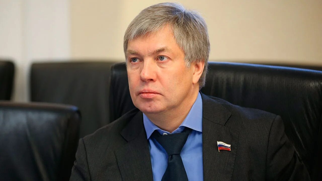 Ульяновский губернатор. Русских ульяновск губернатор.