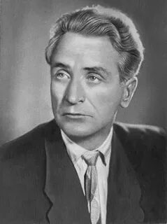 Писатель драматург