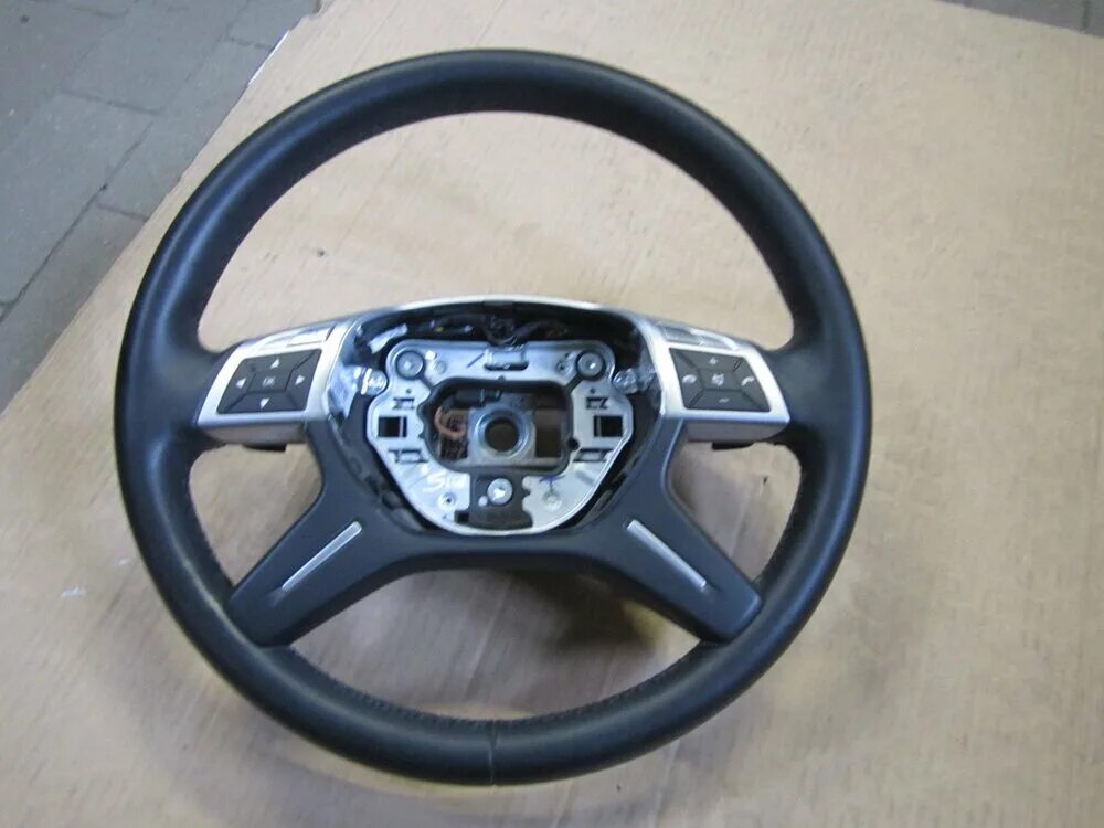 Руль ml w164. Руль ml 164. Руль мл. Руль ml 38. Mercedes ml руль.