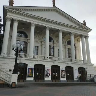 Драматический театр луначарского