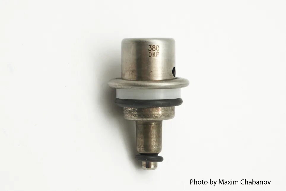 Регулятор давления топлива 2180 веста. 5. Регулятор давления топлива suzuki grand vitara. Регулятор давления утес рдт-380. Регулятор давления топлива 4g93t.