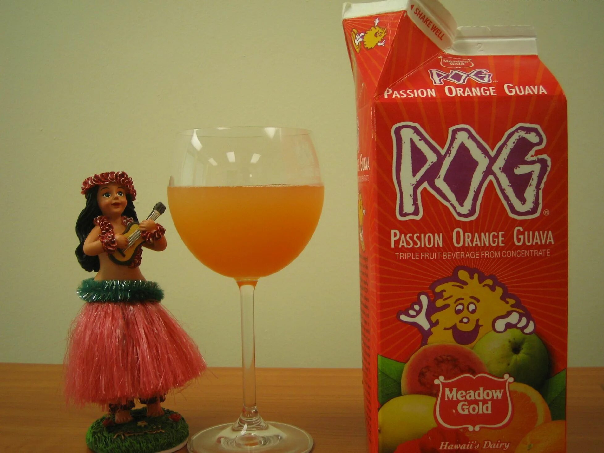 Passion fruit orange guava перевод. Passion Orange Guava. Passion Fruit Guava. Pog Drink. Pog Fruit.