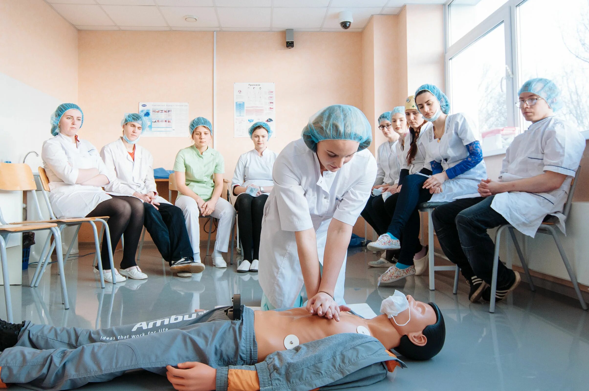 Медицинский центр шагаровой отзывы сотрудников. Медицинский центр шагаровой отзывы сотрудников. Ильницкая анна александровна эндокринолог. Алёна никольская. Доктор шагарова анастасия.