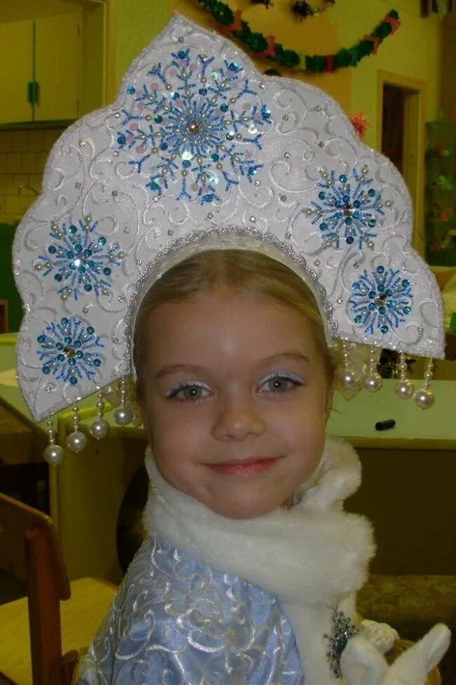 корона снегурочки своими руками для девочки. кокошник "снегурочка танюшка". корона снегурочки своими руками. кокошник ободок для снегурочки. корона снегурочки своими руками для девочки.