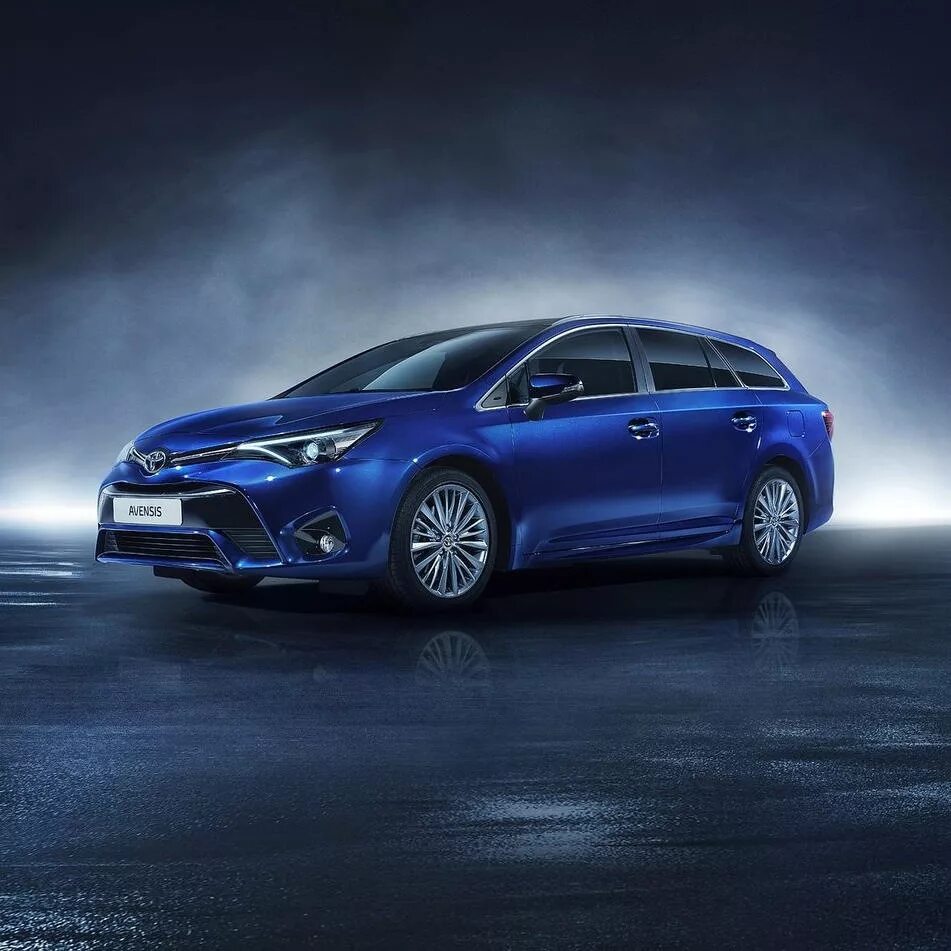 Параметры тойота авенсис. Toyota Avensis 2015. Toyota Avensis 2017 универсал. Тойота Авенсис 2021 в новом кузове. Тойота Авенсис 2018.