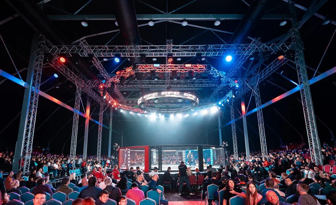 формат мероприятия эвент. олимпийский парк сочи ночью. ивенты сочи. формула-1 гран при россии сочи автодром. фанки микс группа сочи.