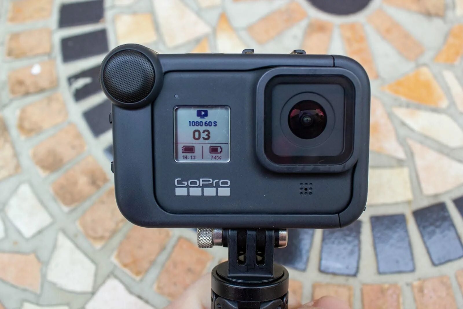 Камера качества 5. GOPRO Hero 10 Media Mod. GOPRO Media Mod. GOPRO upgrade. GOPRO Hero 8 с разных сторон.