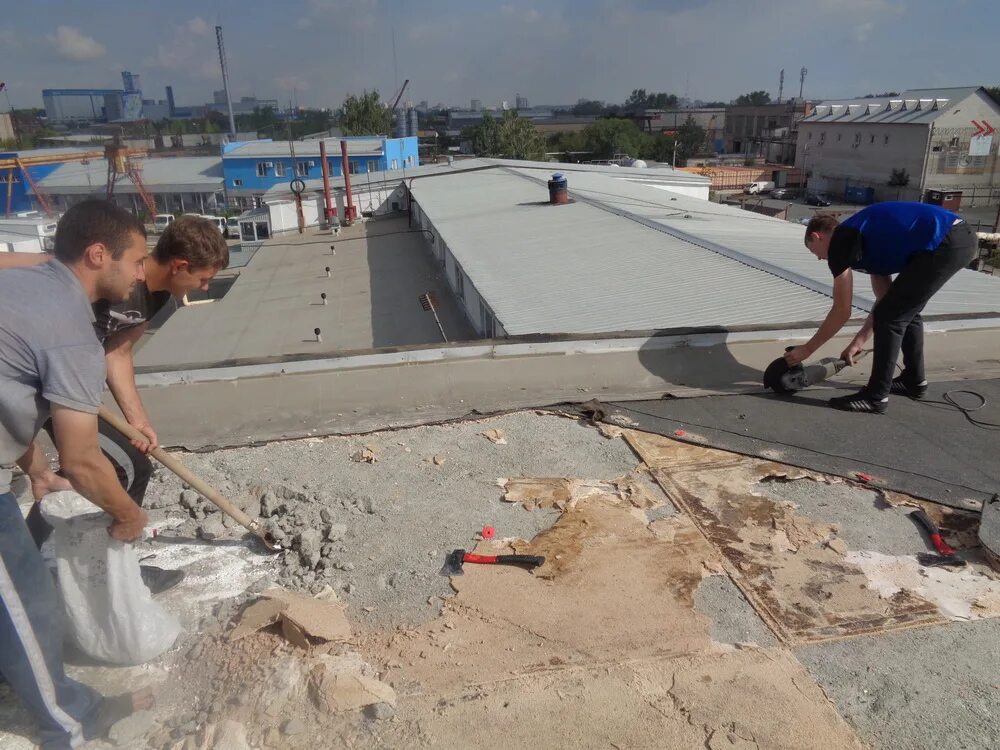 кровля демонтаж монтаж. кровля крыши. крыша металлочерепица монтаж. жесткая кровля. реконструкция крыши частного дома.