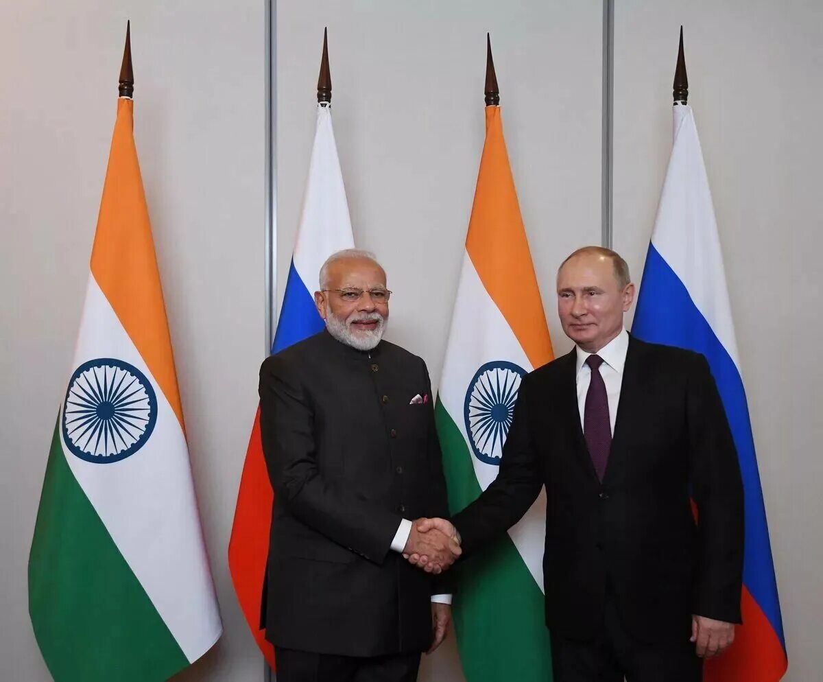 Организации россия индия. Россия и Индия. Россия и Индия Дружба. Индия и Россия сотрудничество.