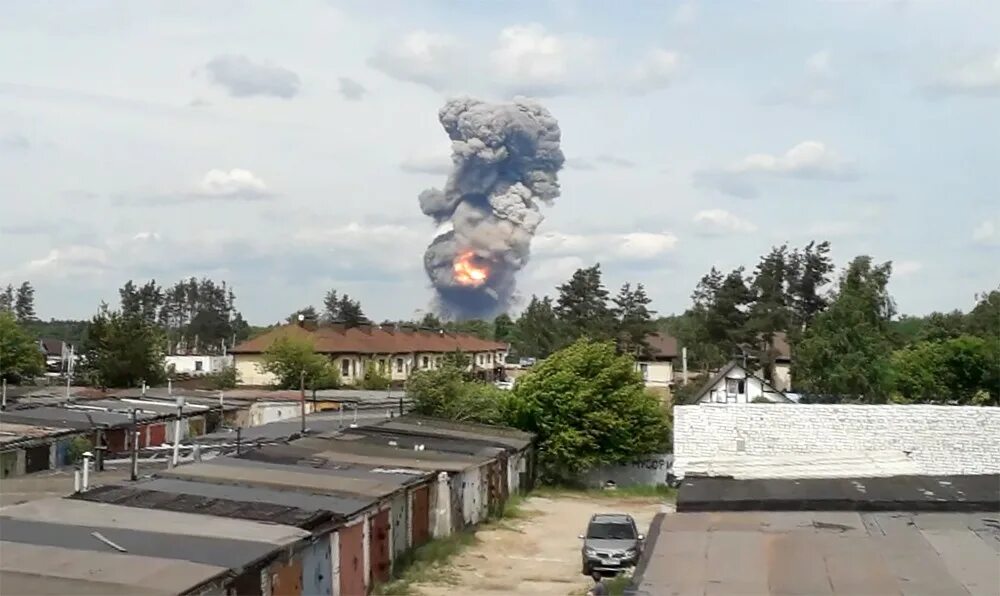 Взрыв береговой. Взрыв в Северодвинске 08 08 2019. Взрыв ракеты Буревестник в Северодвинске.