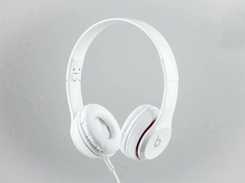 Белые наушники Beats solo 2. Наушники Beats solo White. Наушники беспроводные белые Beats solo. Наушники битс 2020 беспроводные. Наушники недорого спб